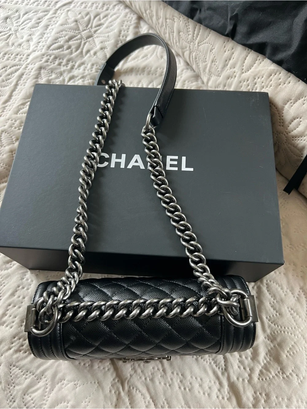 CHANEL Black Quilted Boy Flap Shoulder Bag with Gunmetal Hardware
